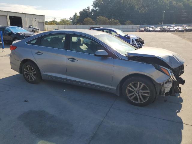 2016 HYUNDAI SONATA SE 5NPE24AF5GH298147