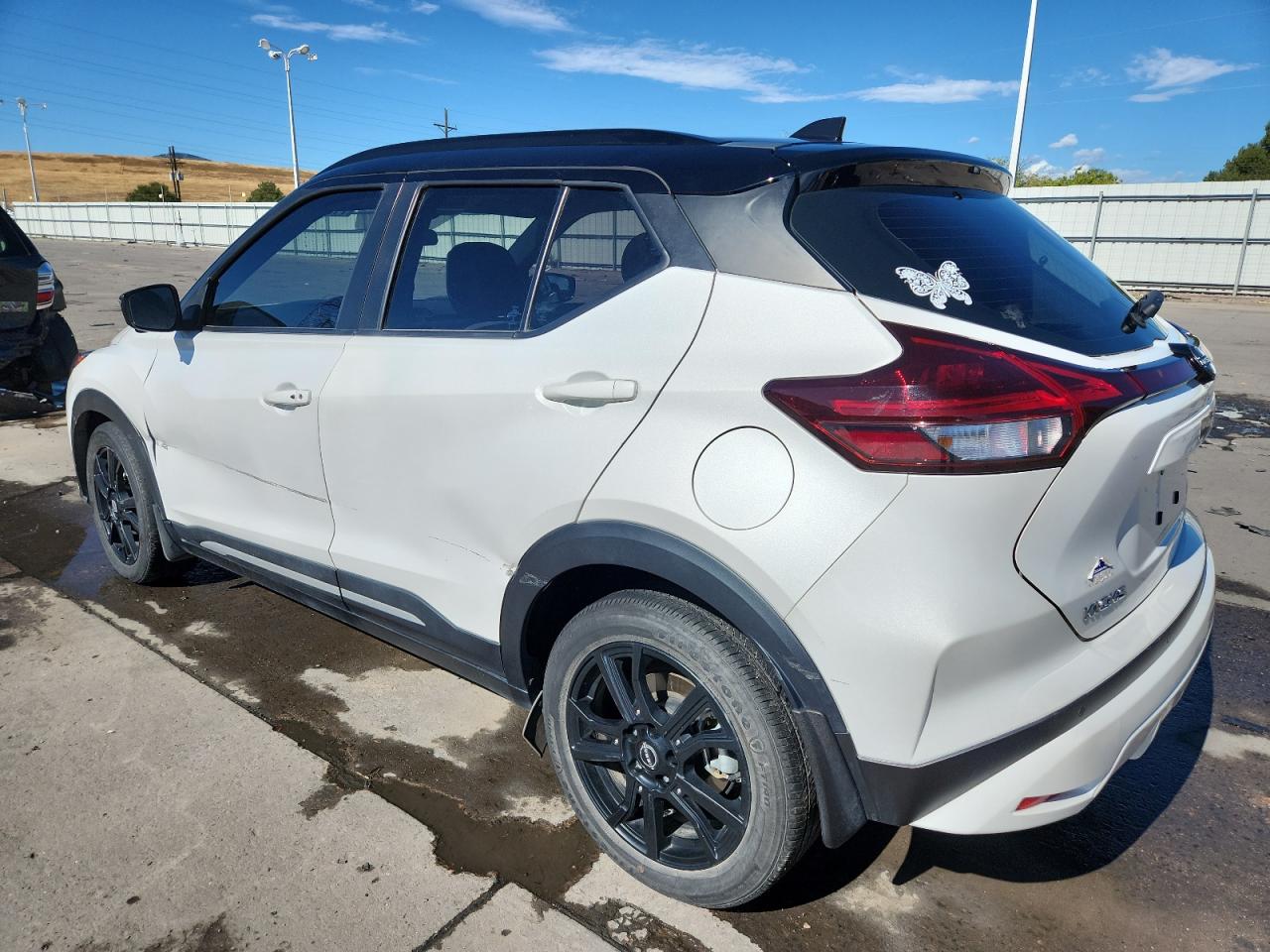 NISSAN KICKS SR
