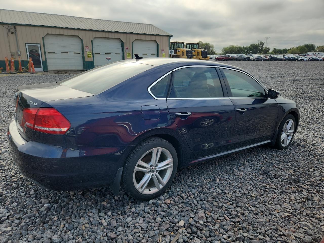 VOLKSWAGEN PASSAT SE