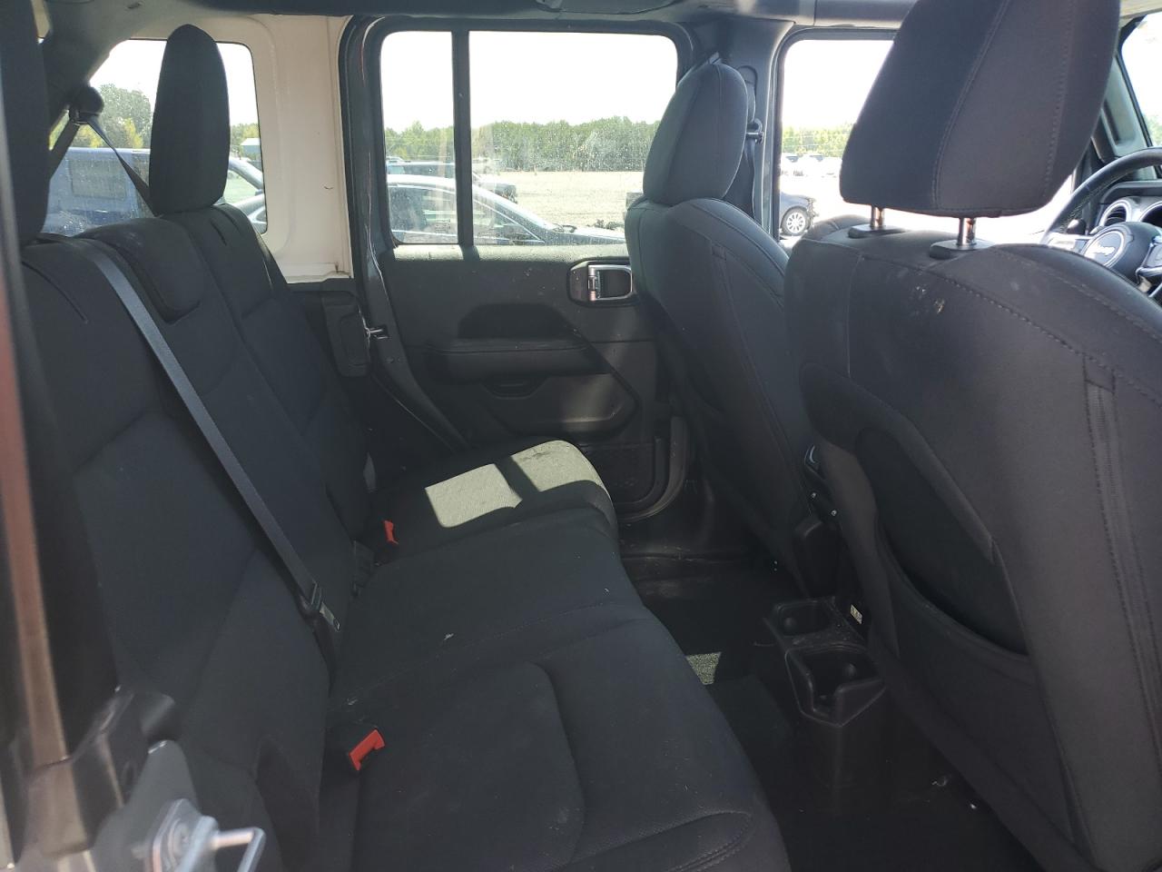 JEEP WRANGLER SAHARA