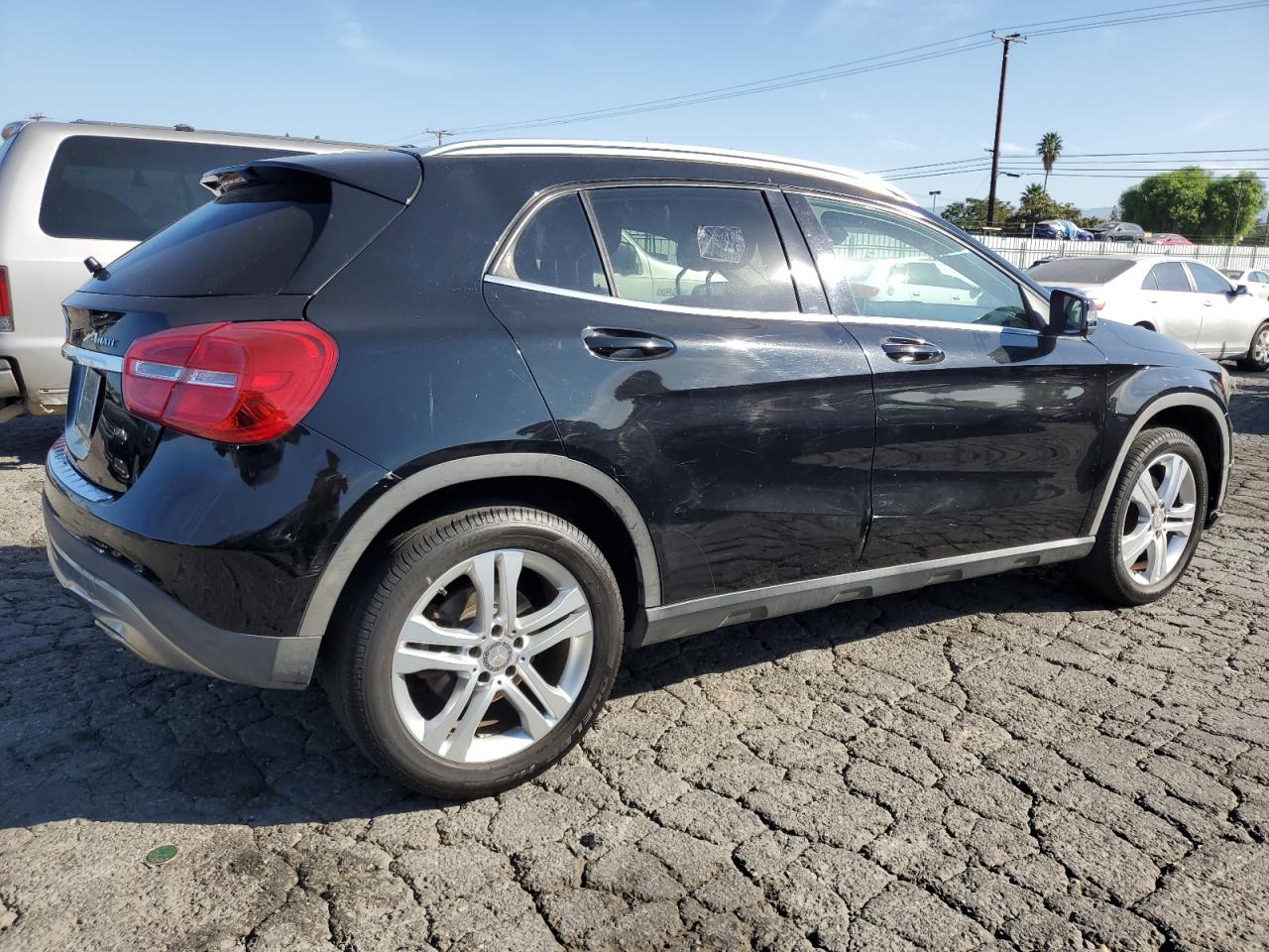 MERCEDES-BENZ GLA-CLASS 250 4MATIC