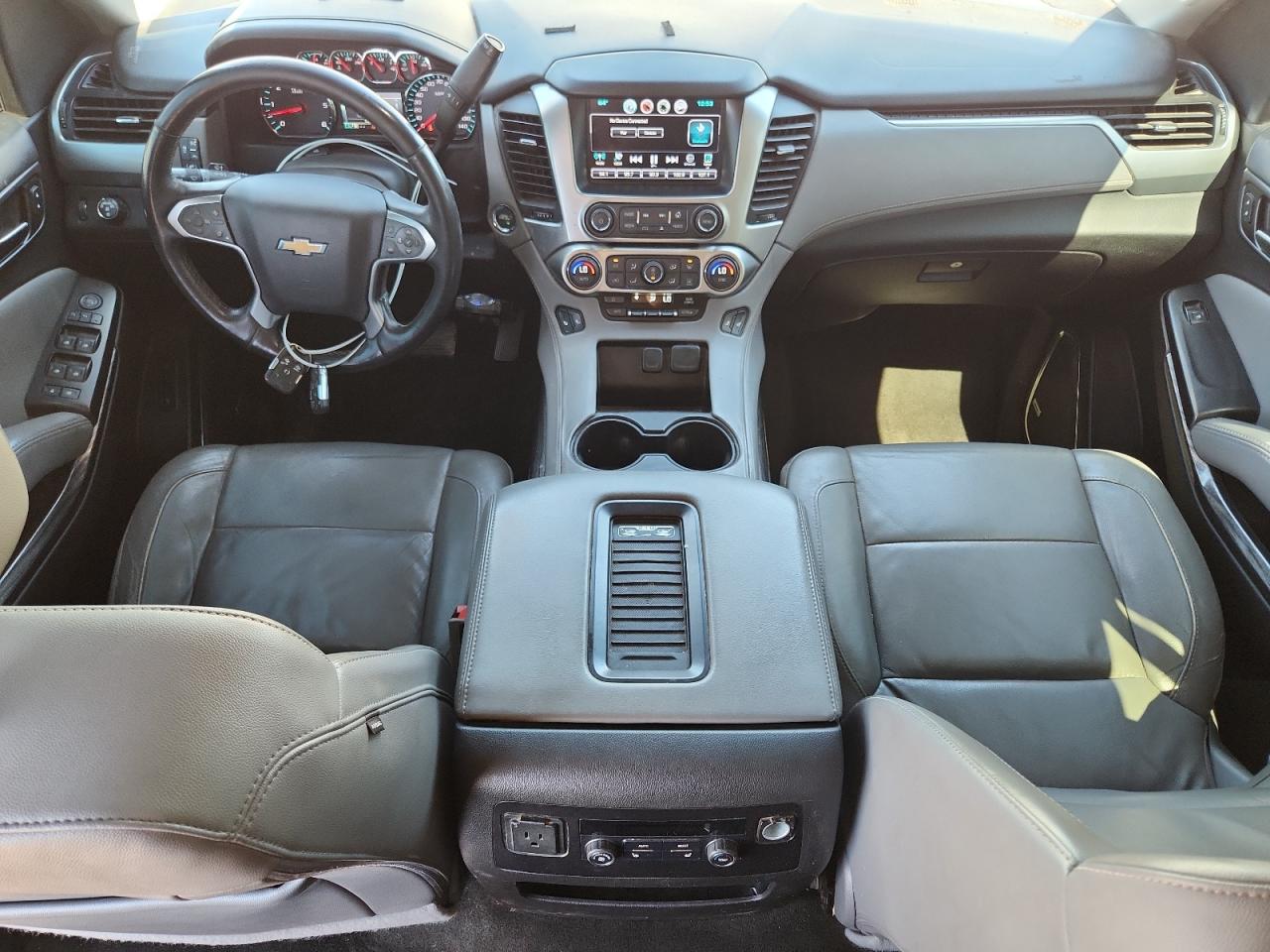 CHEVROLET SUBURBAN C1500 LT