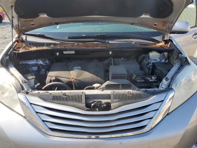 2017 TOYOTA SIENNA LE 5TDKZ3DC1HS898153