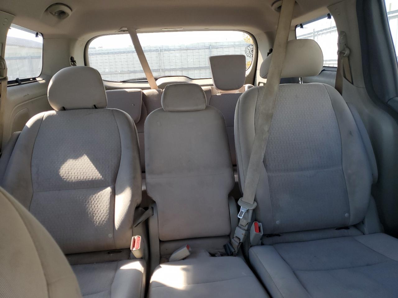 Lot #3232310884 2016 KIA SEDONA LX