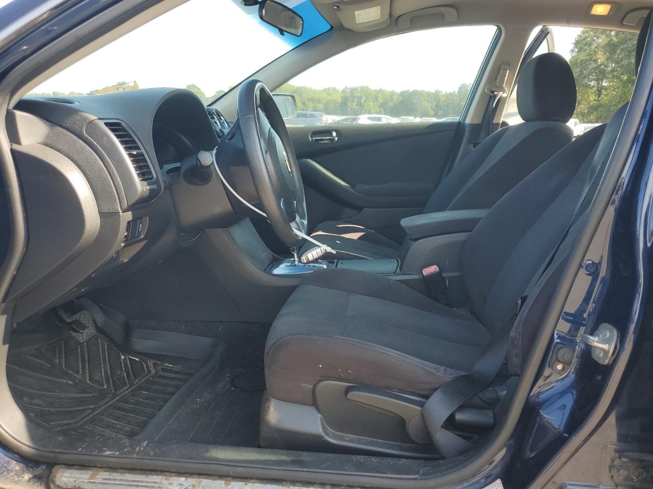 NISSAN ALTIMA BASE