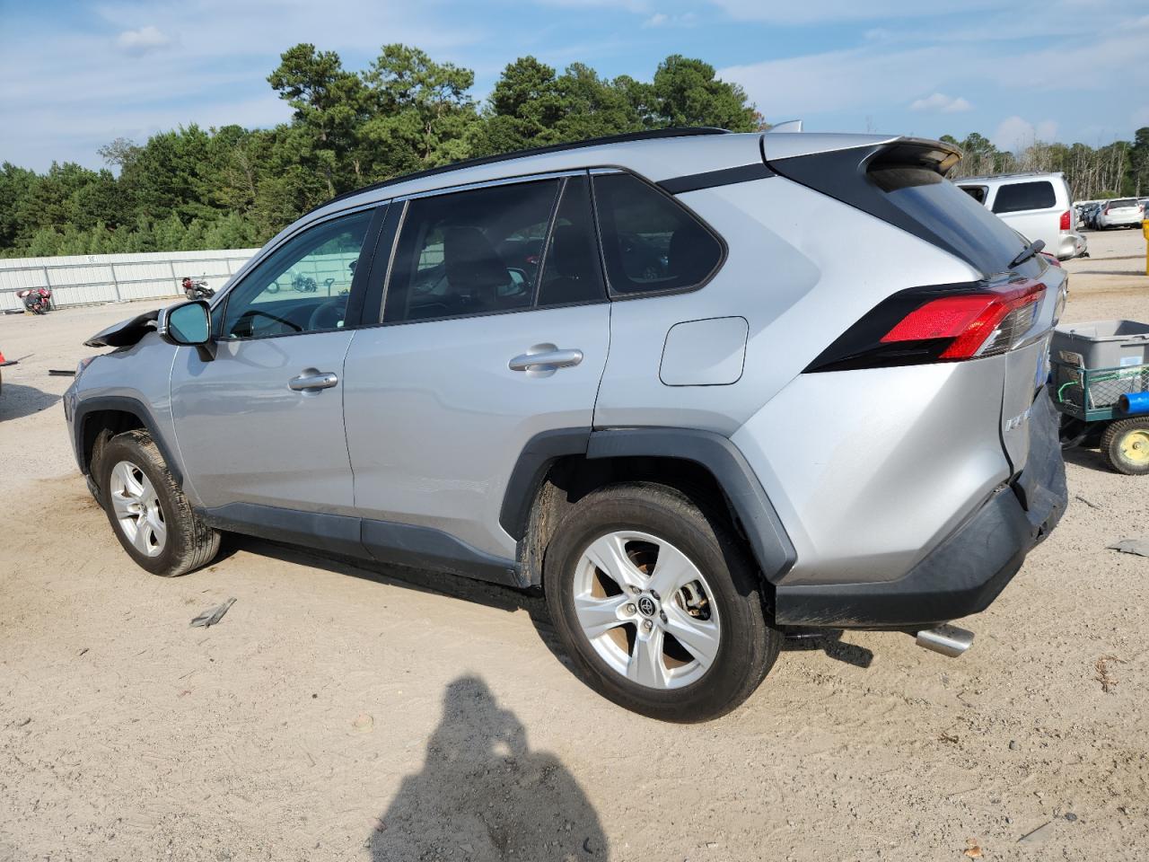 TOYOTA RAV4 XLE