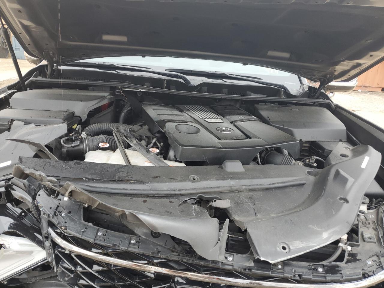 LEXUS LX 600 BASE