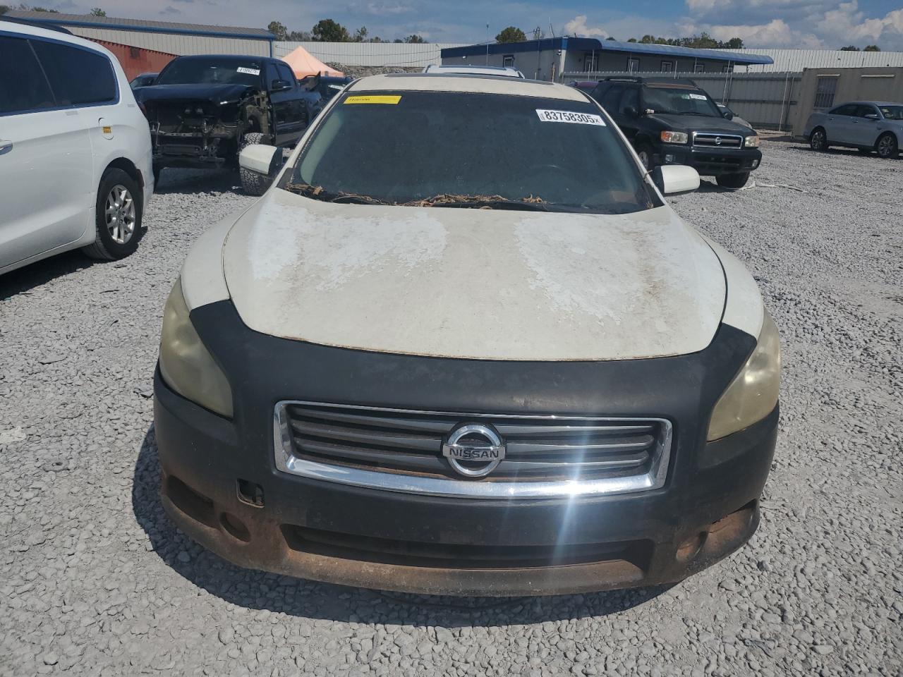 NISSAN MAXIMA S