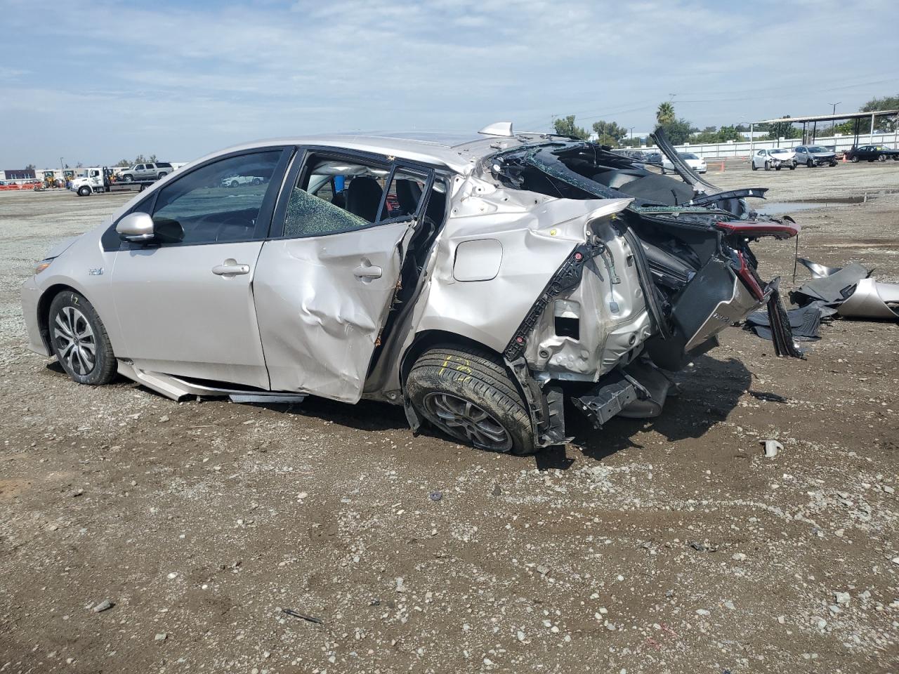 TOYOTA PRIUS PRIME LE