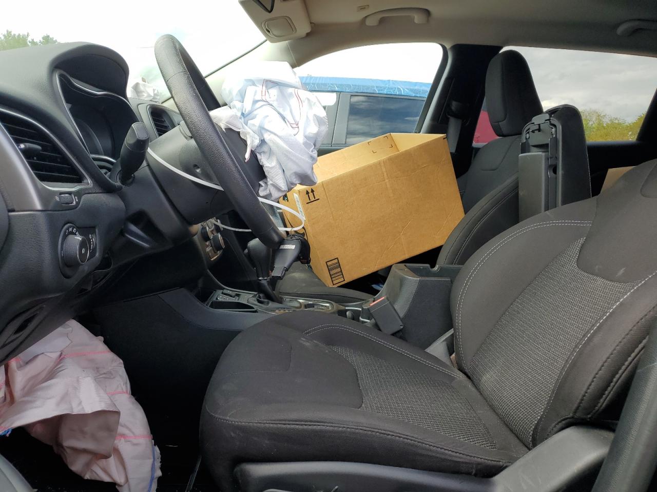 JEEP GRAND CHEROKEE LATITUDE