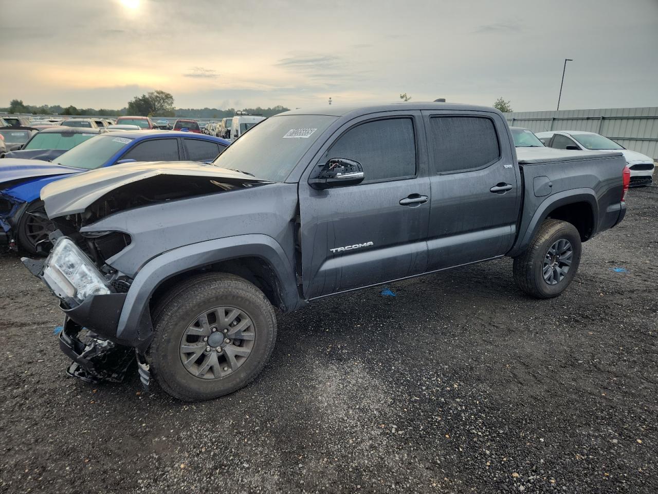 TOYOTA TACOMA DOUBLE CAB