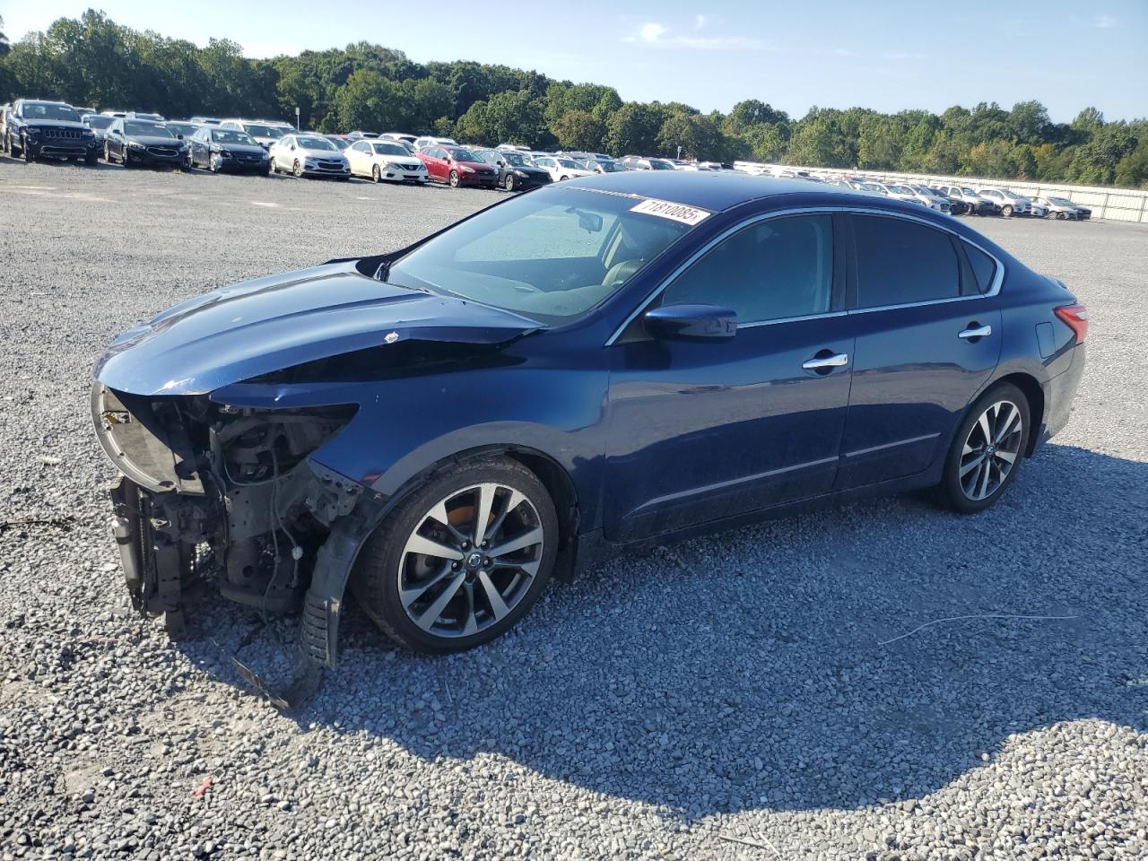 Salvage Nissan Altima
