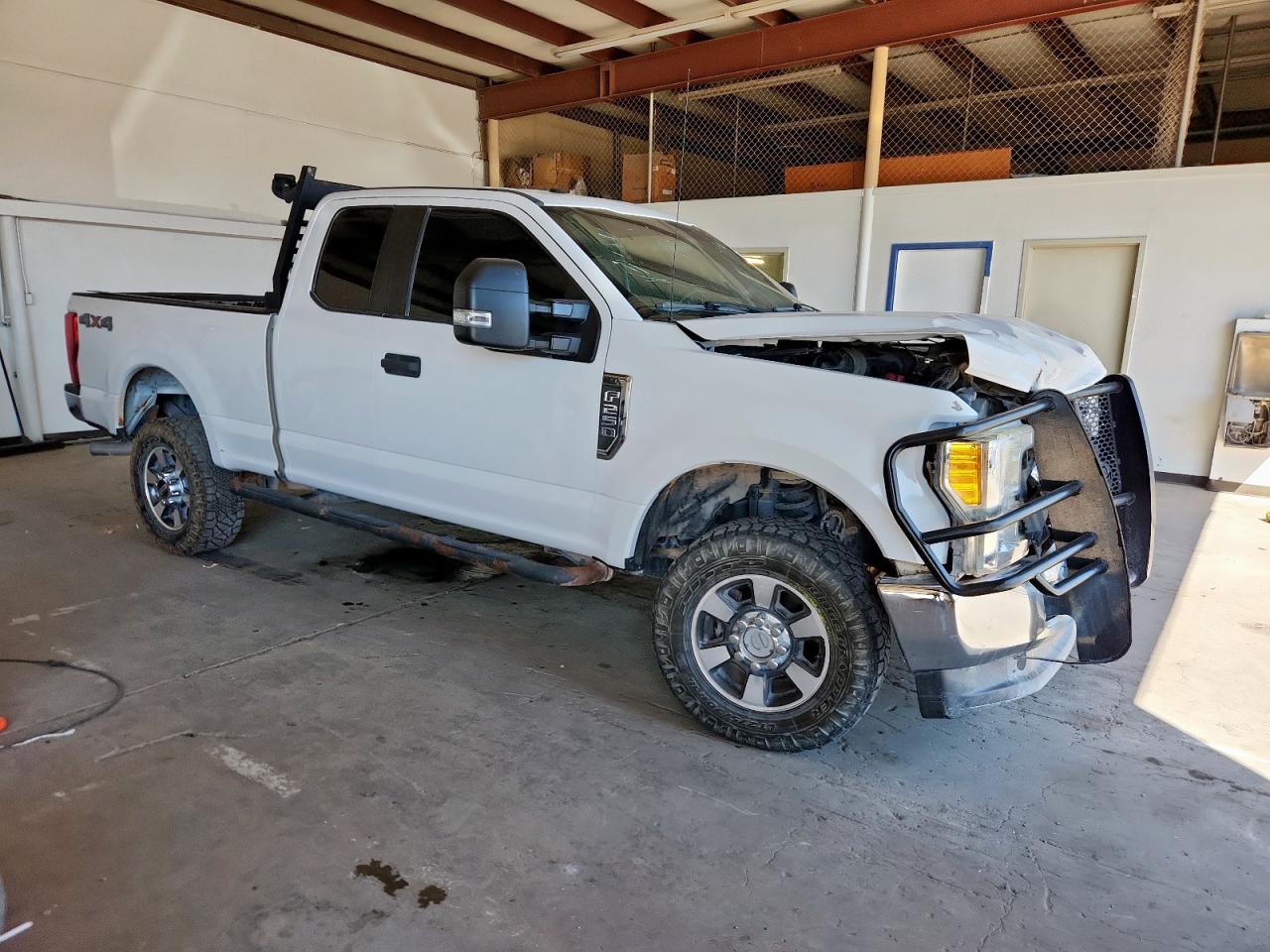 FORD F-250 SUPER DUTY