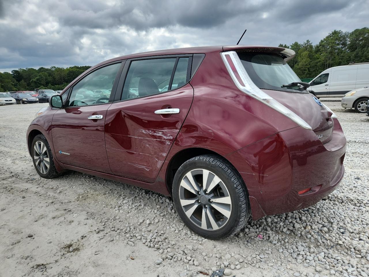NISSAN LEAF S
