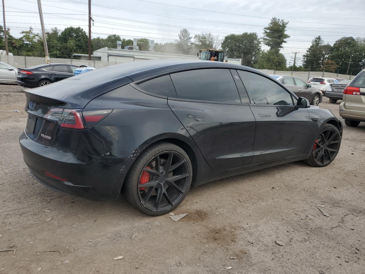 TESLA MODEL 3