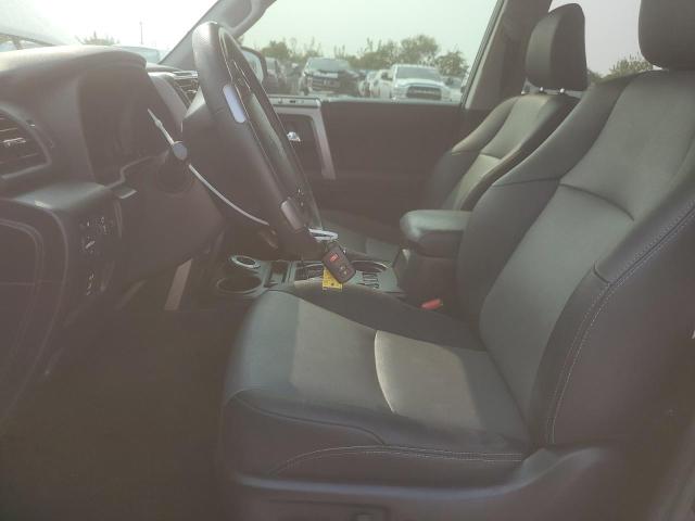 2020 TOYOTA 4RUNNER SR JTEBU5JR7L5791170