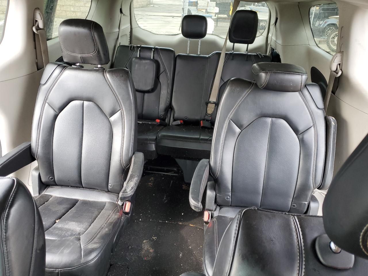 CHRYSLER VOYAGER LXI