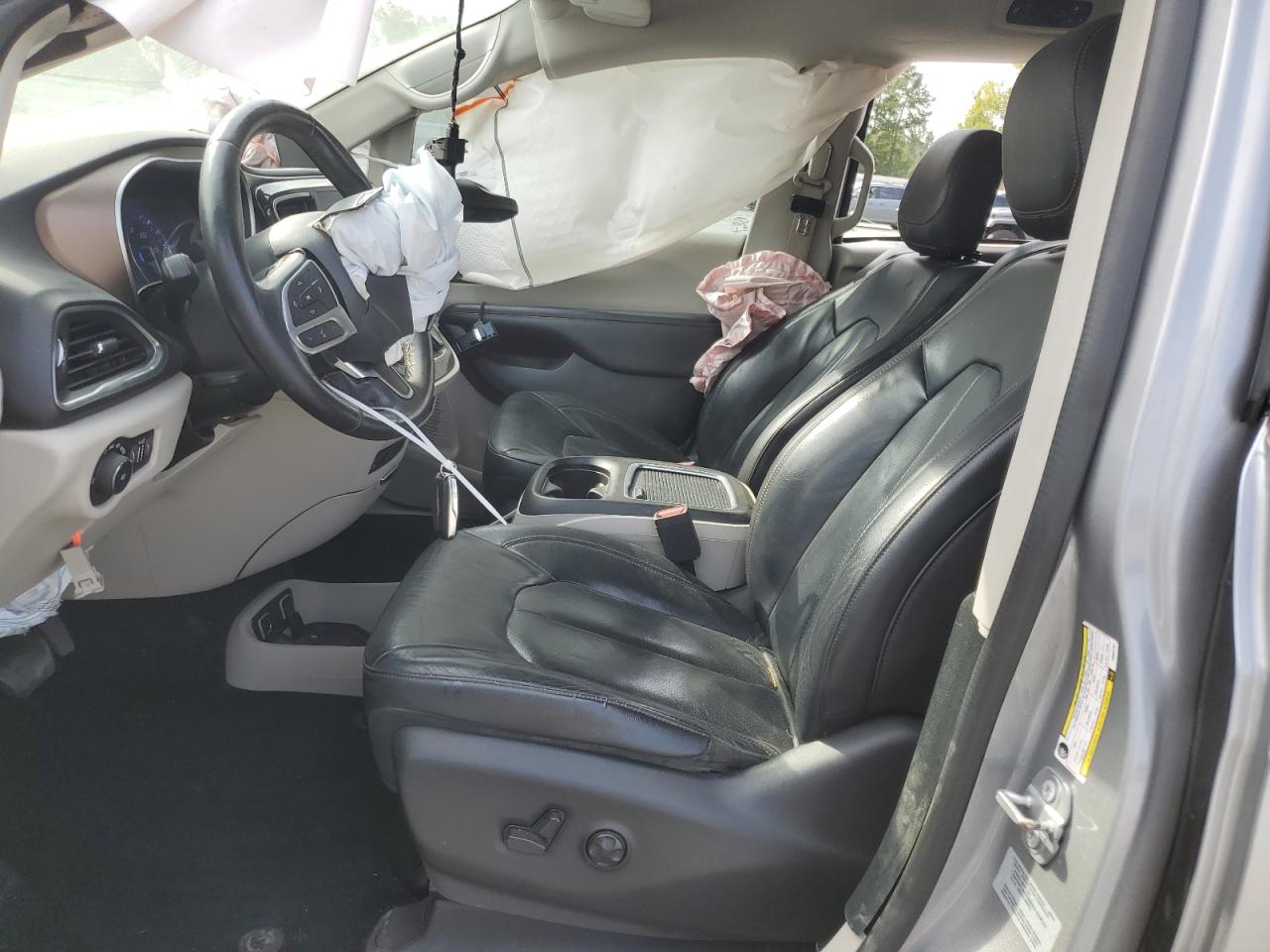 CHRYSLER PACIFICA TOURING L PLUS