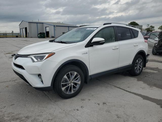 2018 TOYOTA RAV4 HV LE JTMRJREV1JD193847