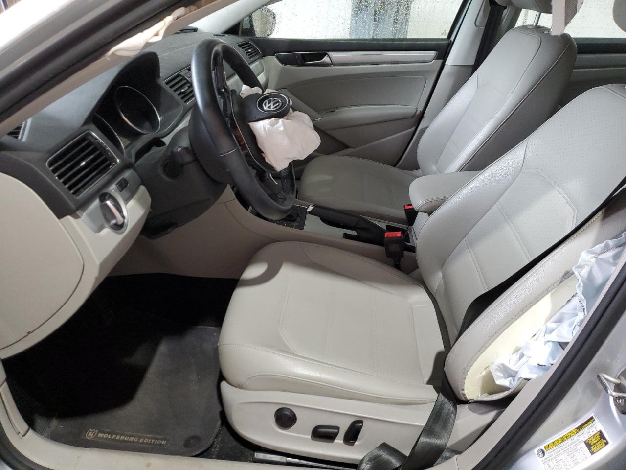 VOLKSWAGEN PASSAT WOLFSBURG