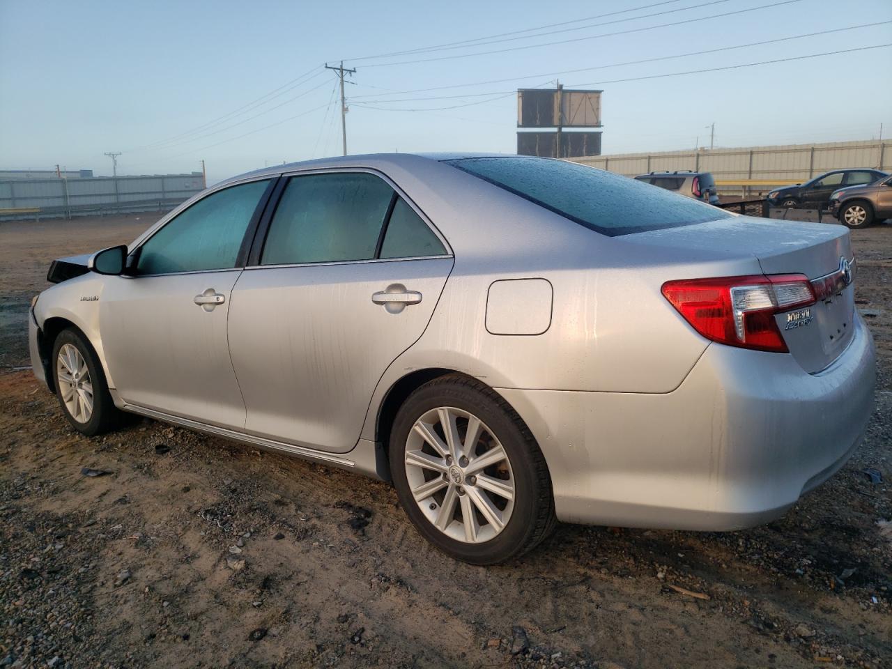 TOYOTA CAMRY HYBRID