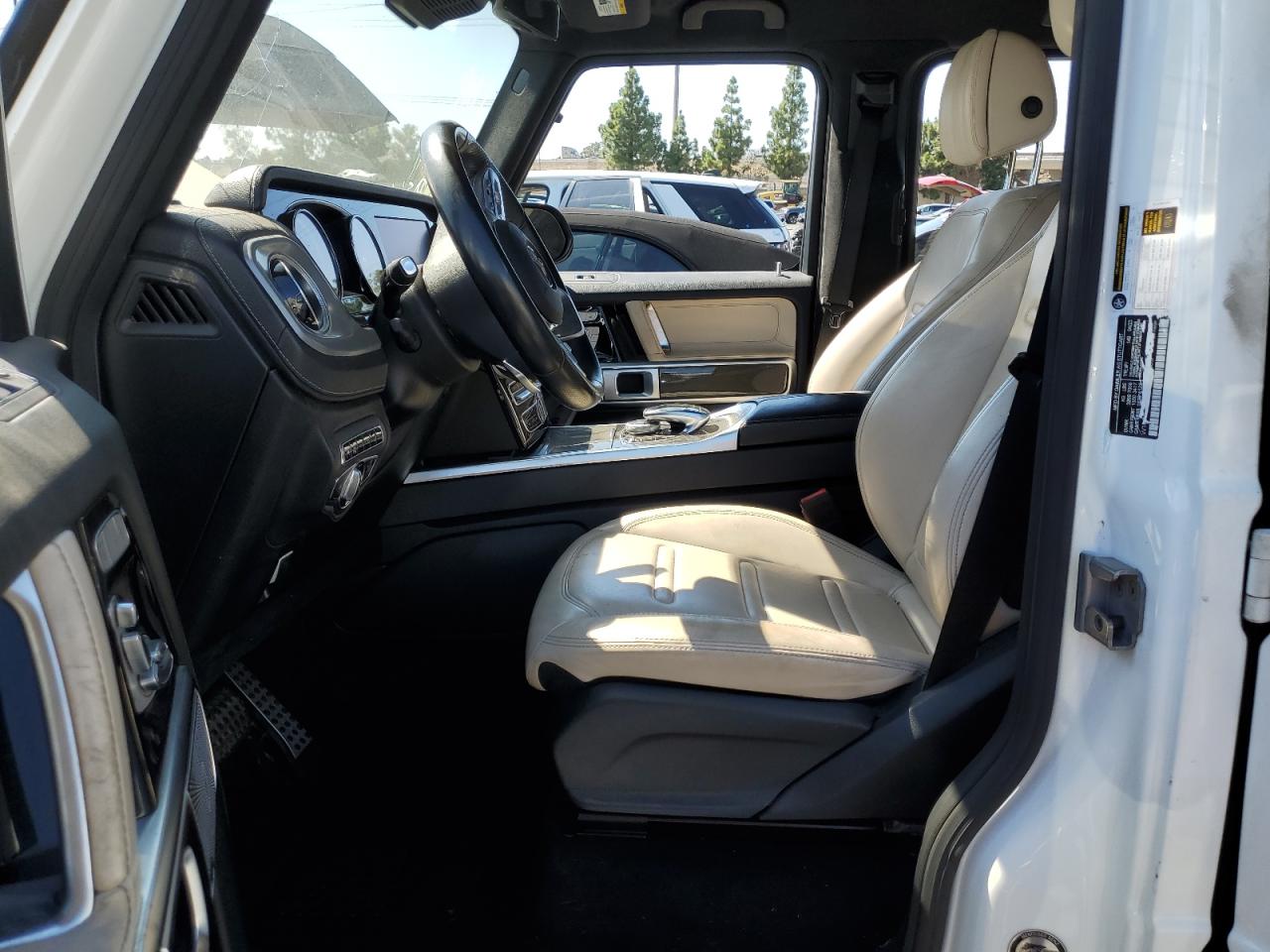 MERCEDES-BENZ G-CLASS 550