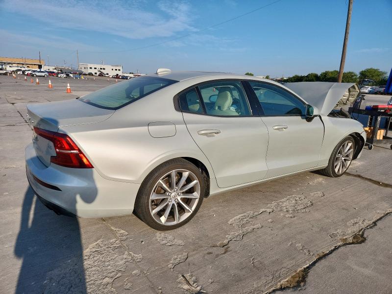 2021 VOLVO S60 T5 7JR102FK6MG093517