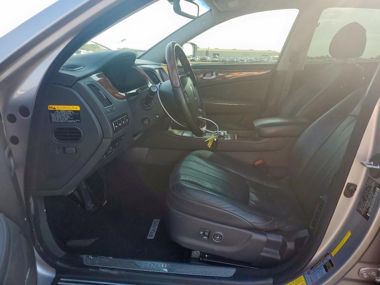 HYUNDAI EQUUS SIGNATURE