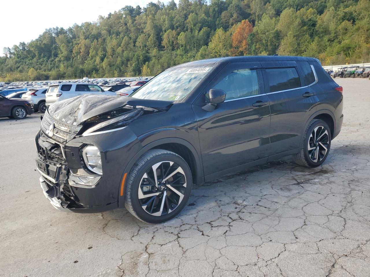 MITSUBISHI OUTLANDER SE