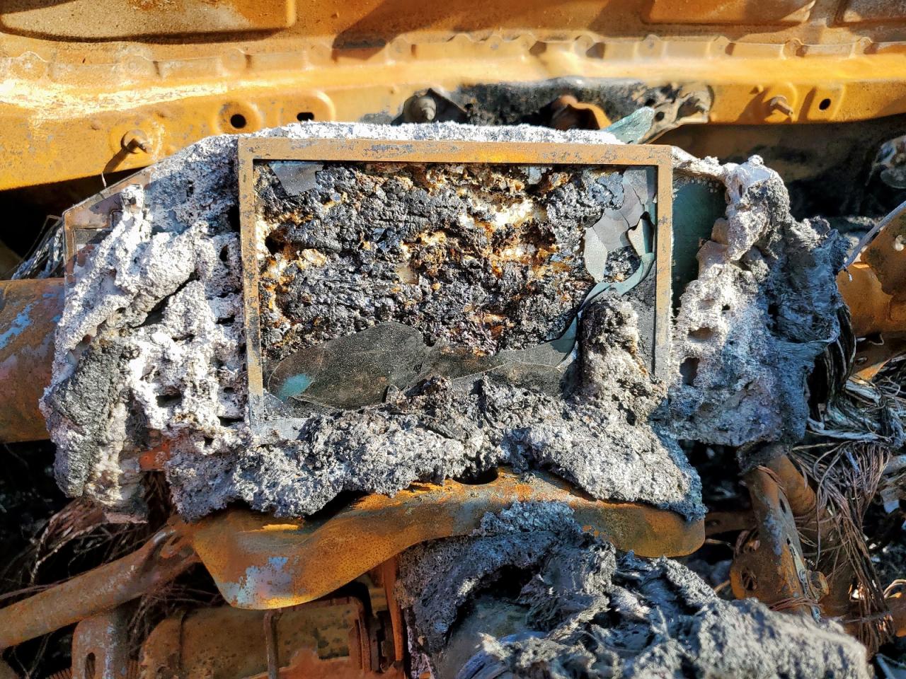 TOYOTA RAV4 XLE PREMIUM