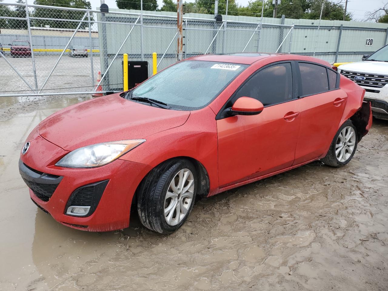 MAZDA 3 S