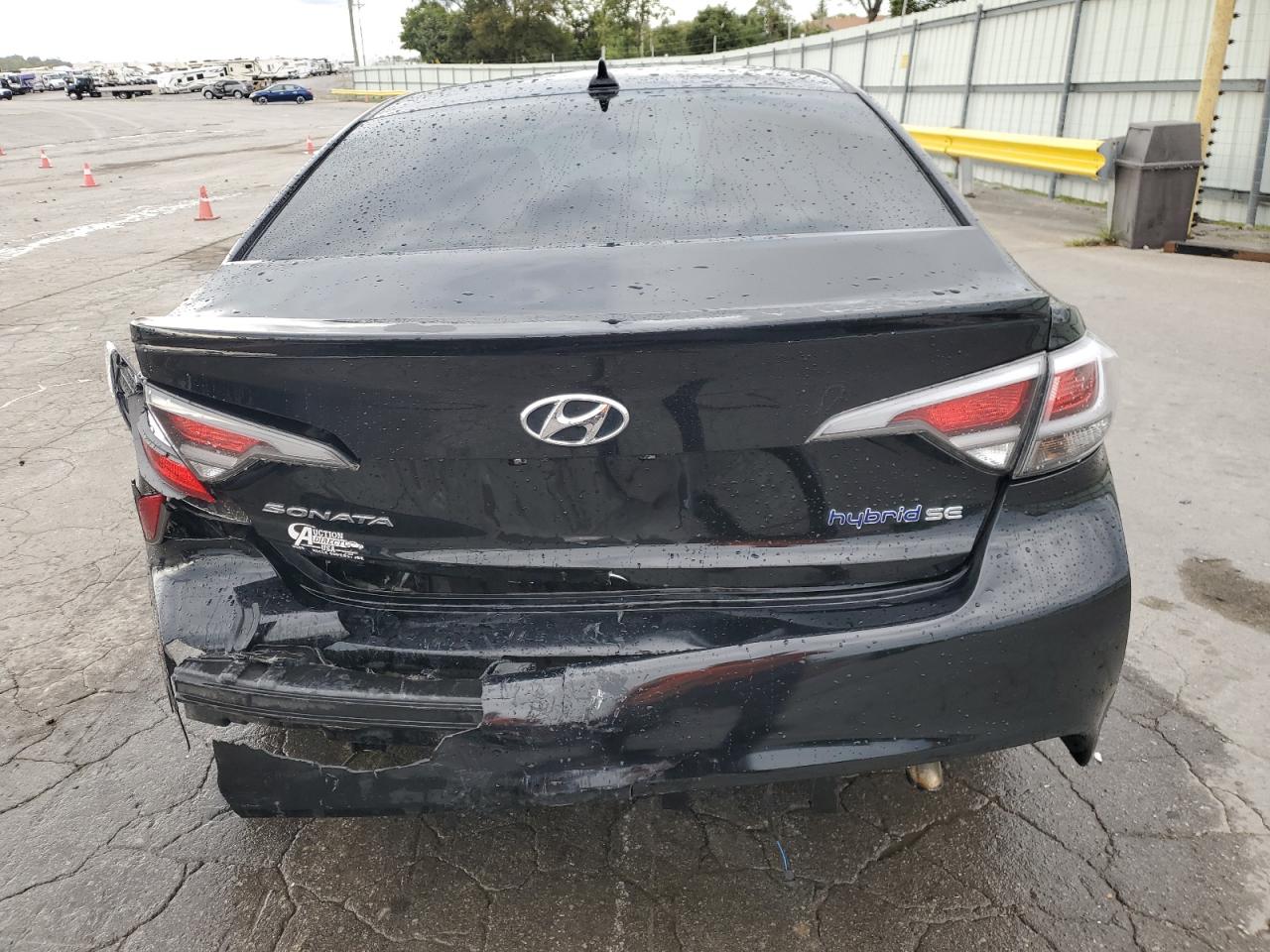 HYUNDAI SONATA HYBRID