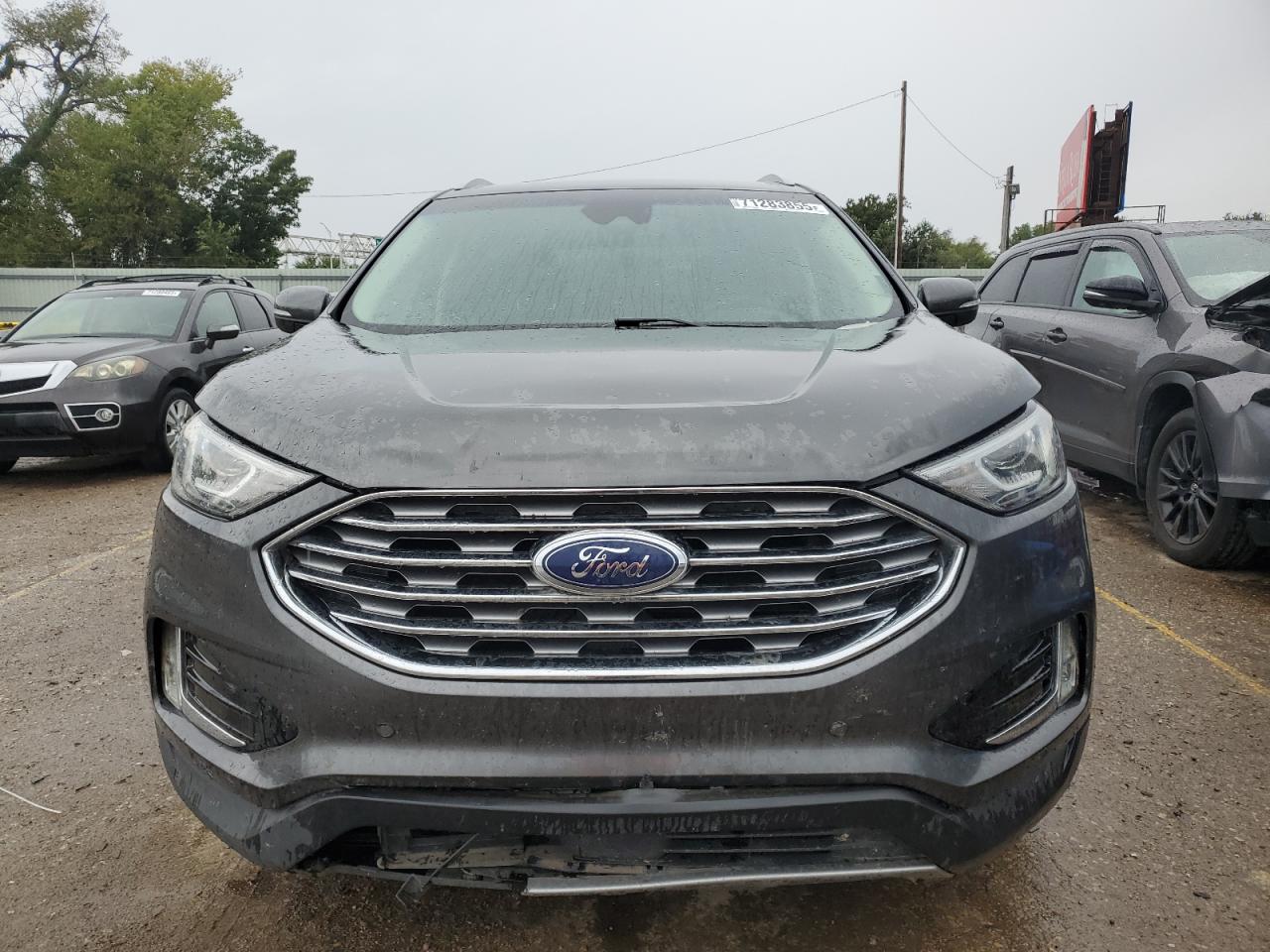 FORD EDGE TITANIUM