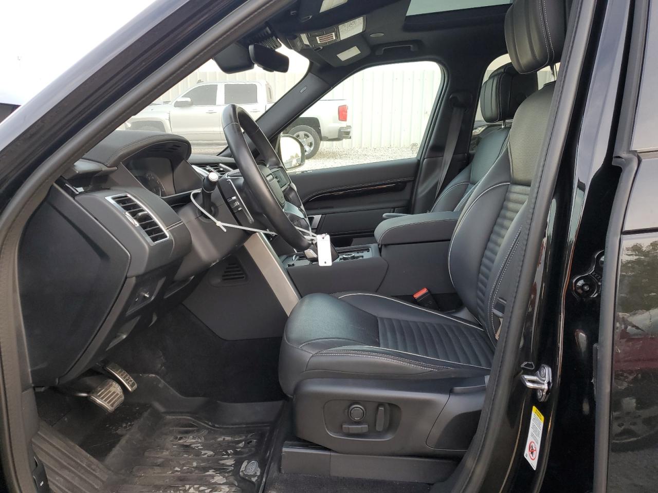 LAND ROVER DISCOVERY METROPOLITAN EDITION