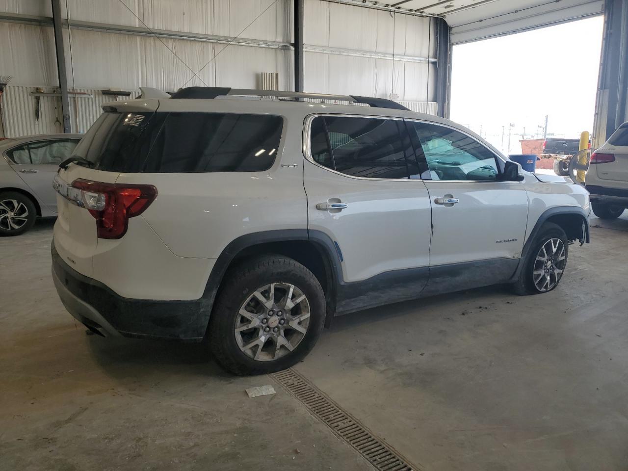 GMC ACADIA SLT