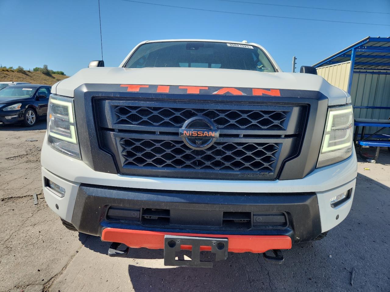 NISSAN TITAN SV