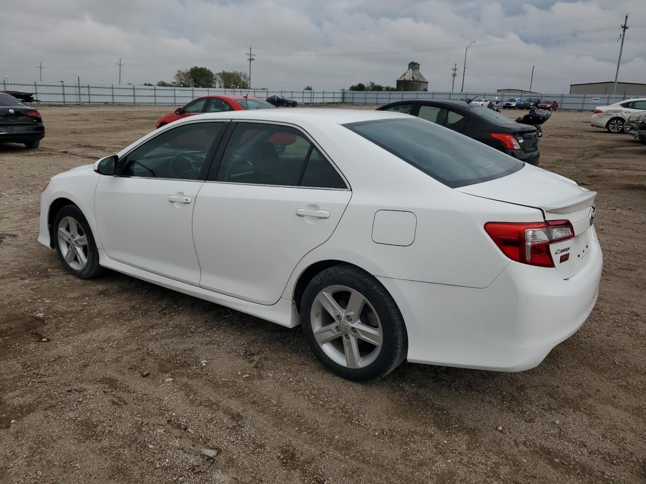 TOYOTA CAMRY L