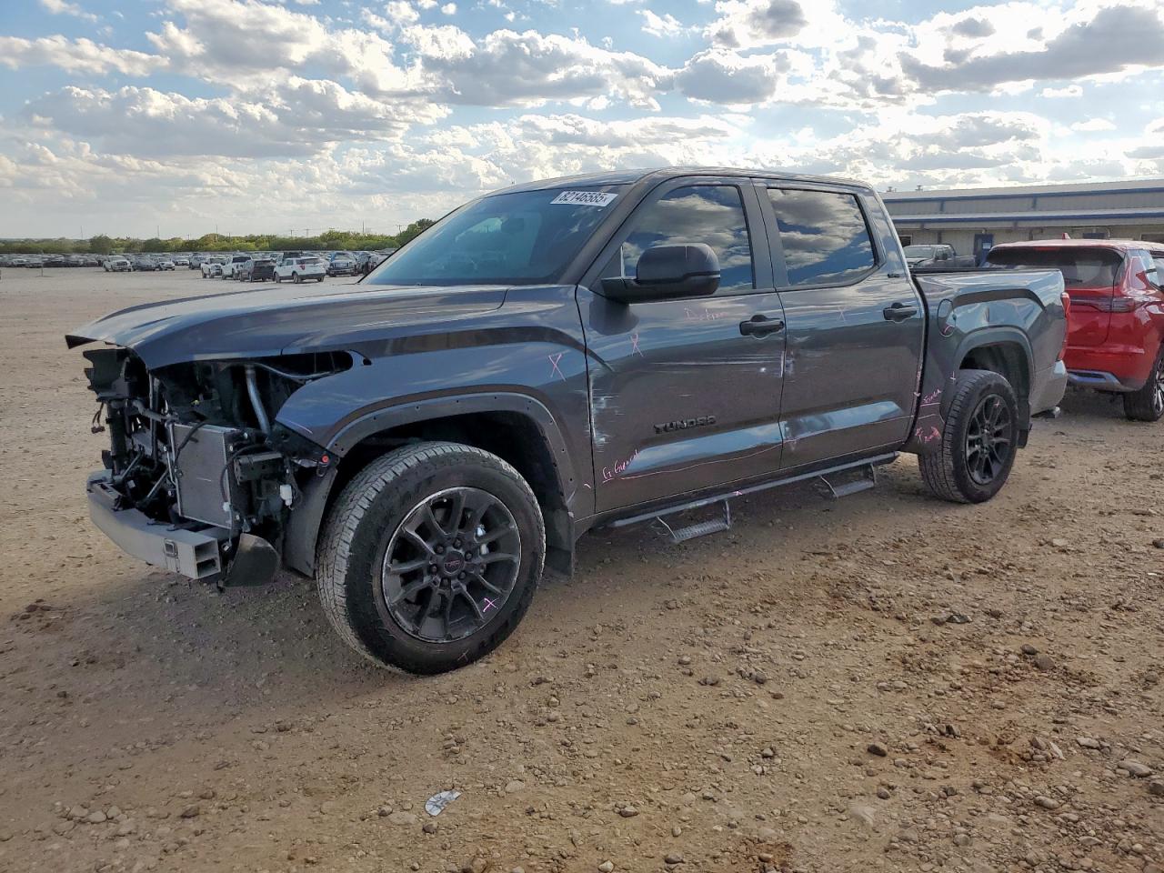 TOYOTA TUNDRA CREWMAX SR
