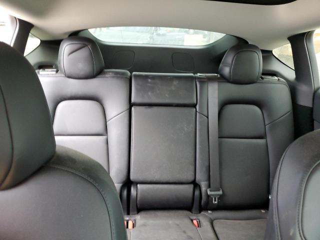 2024 TESLA MODEL Y 7SAYGDEF9RF213940