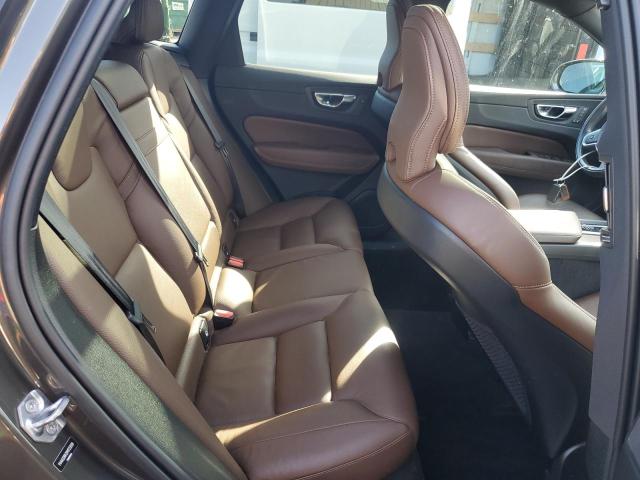 2021 VOLVO XC60 T6 MO YV4A22RK2M1723568