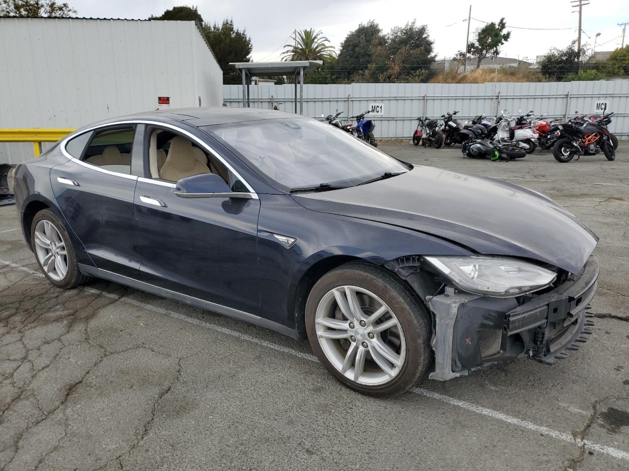 TESLA MODEL S