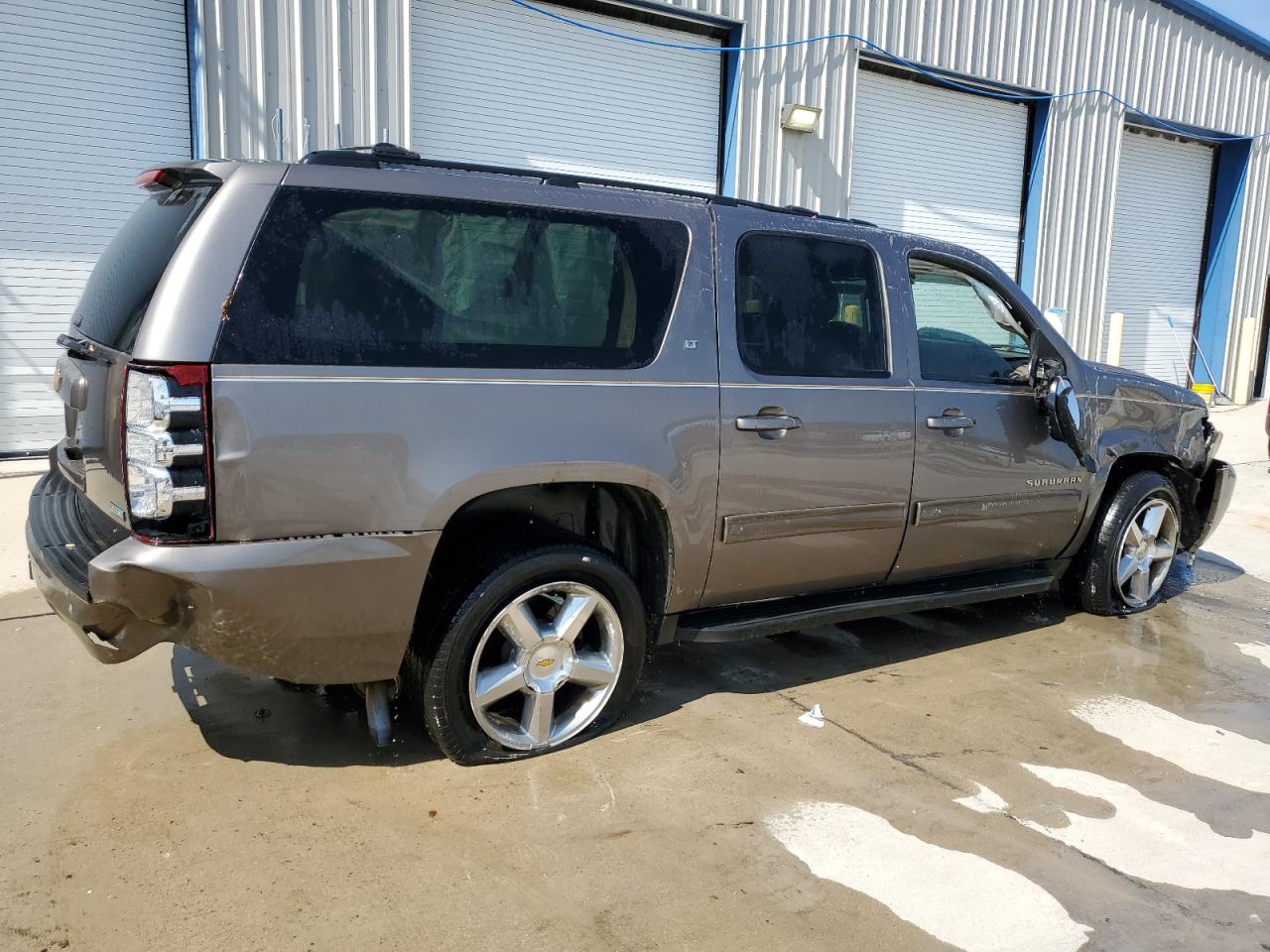 CHEVROLET SUBURBAN K1500 LT