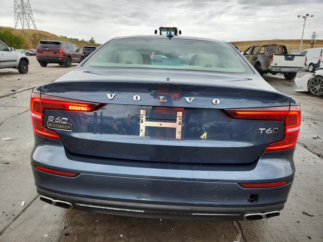 VOLVO S60 T6 MOMENTUM