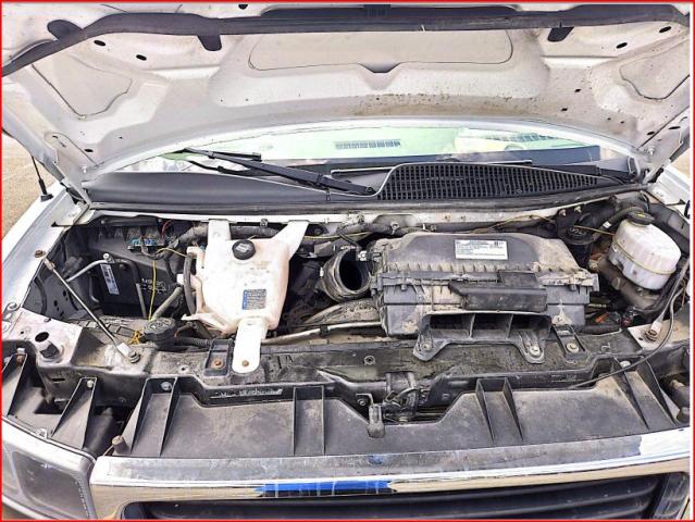GMC SAVANA CUT 2021 white  gas 7GZ37TC76MN006934 photo #3