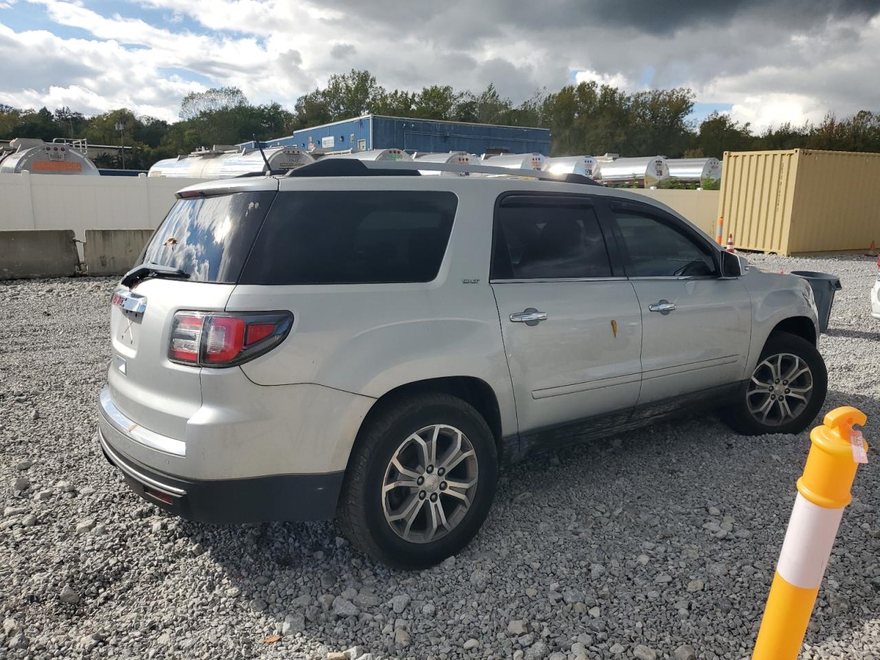GMC ACADIA SLT-1