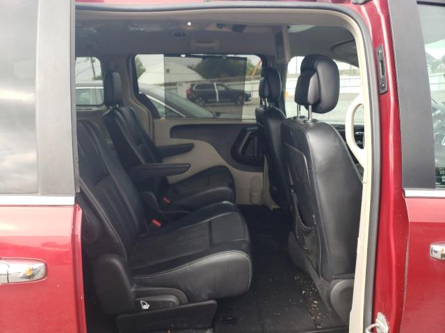 2015 CHRYSLER TOWN & COU 2C4RC1CG5FR657355