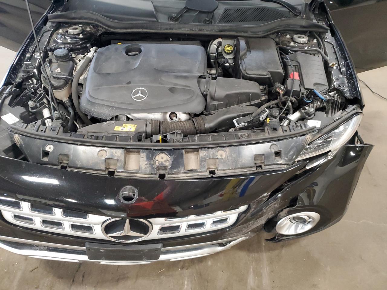 MERCEDES-BENZ GLA-CLASS 250 4MATIC