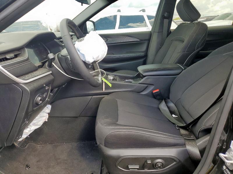 2025 JEEP GRAND CHER - 1C4RJJAG2S8642102