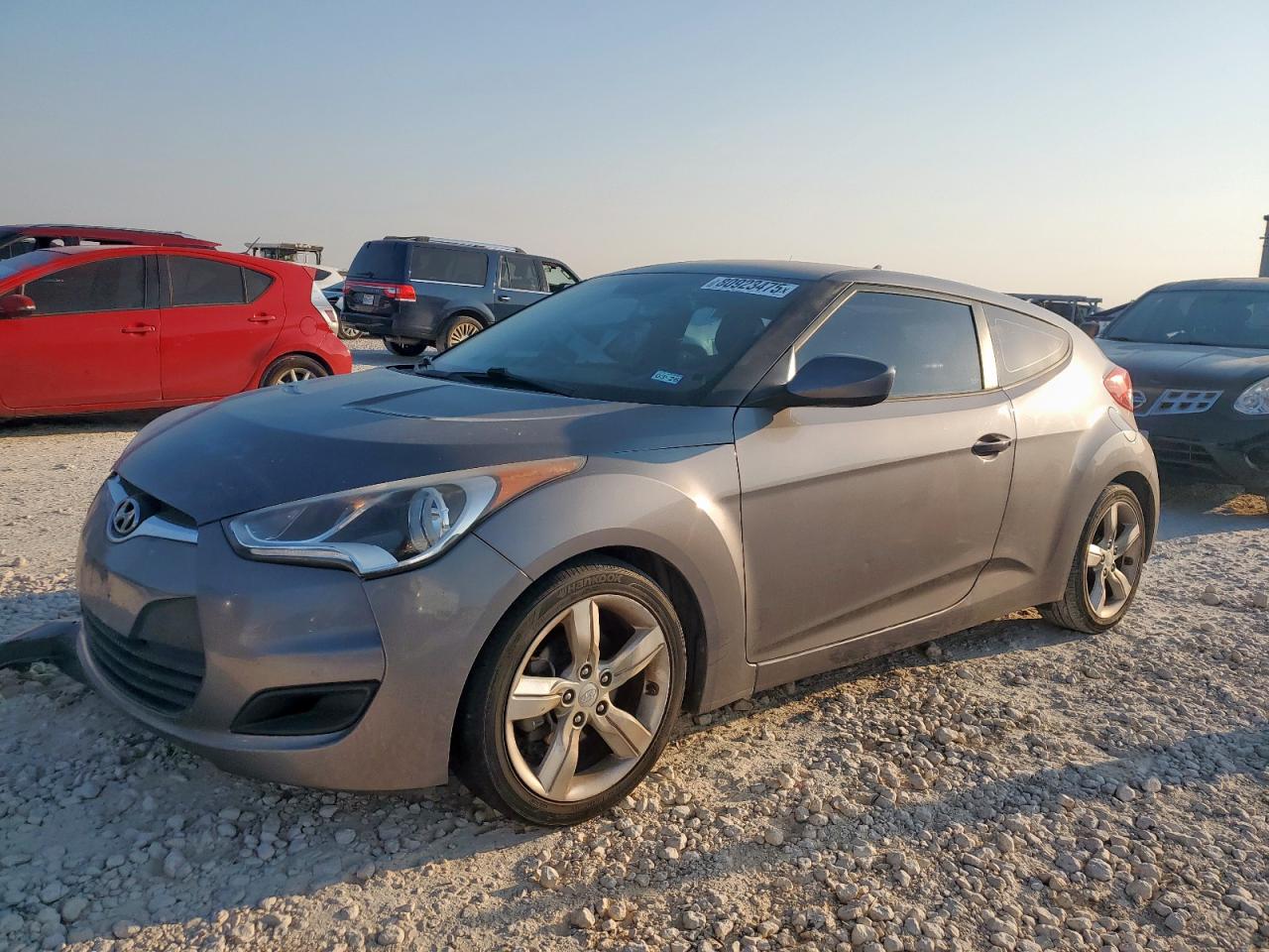 HYUNDAI VELOSTER