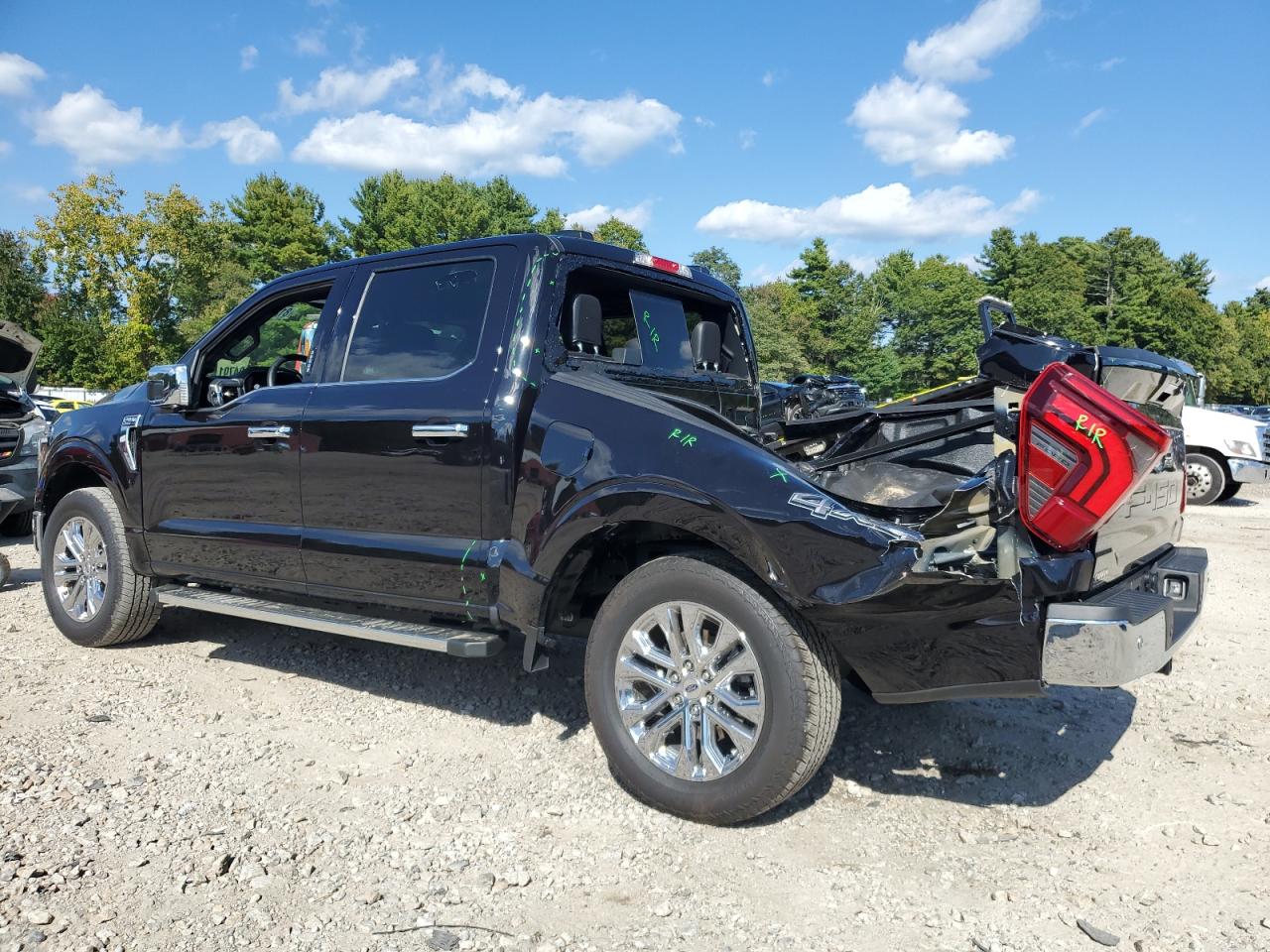 FORD F-150 LARIAT